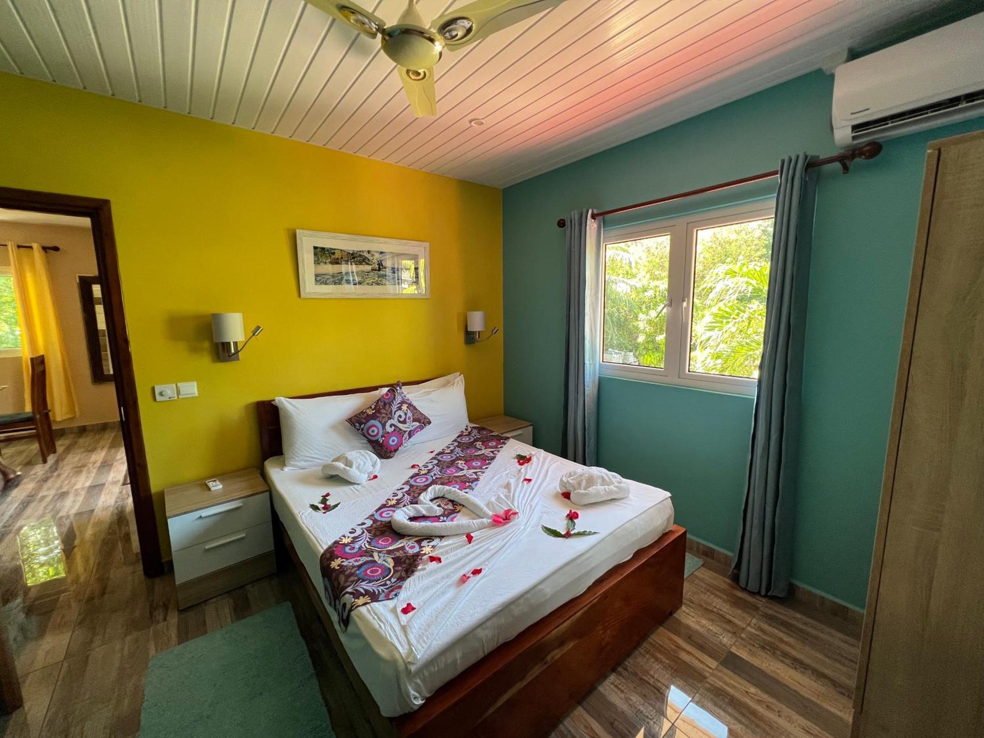 Chloe'S Cottage Self-Catering La Digue Eksteriør billede