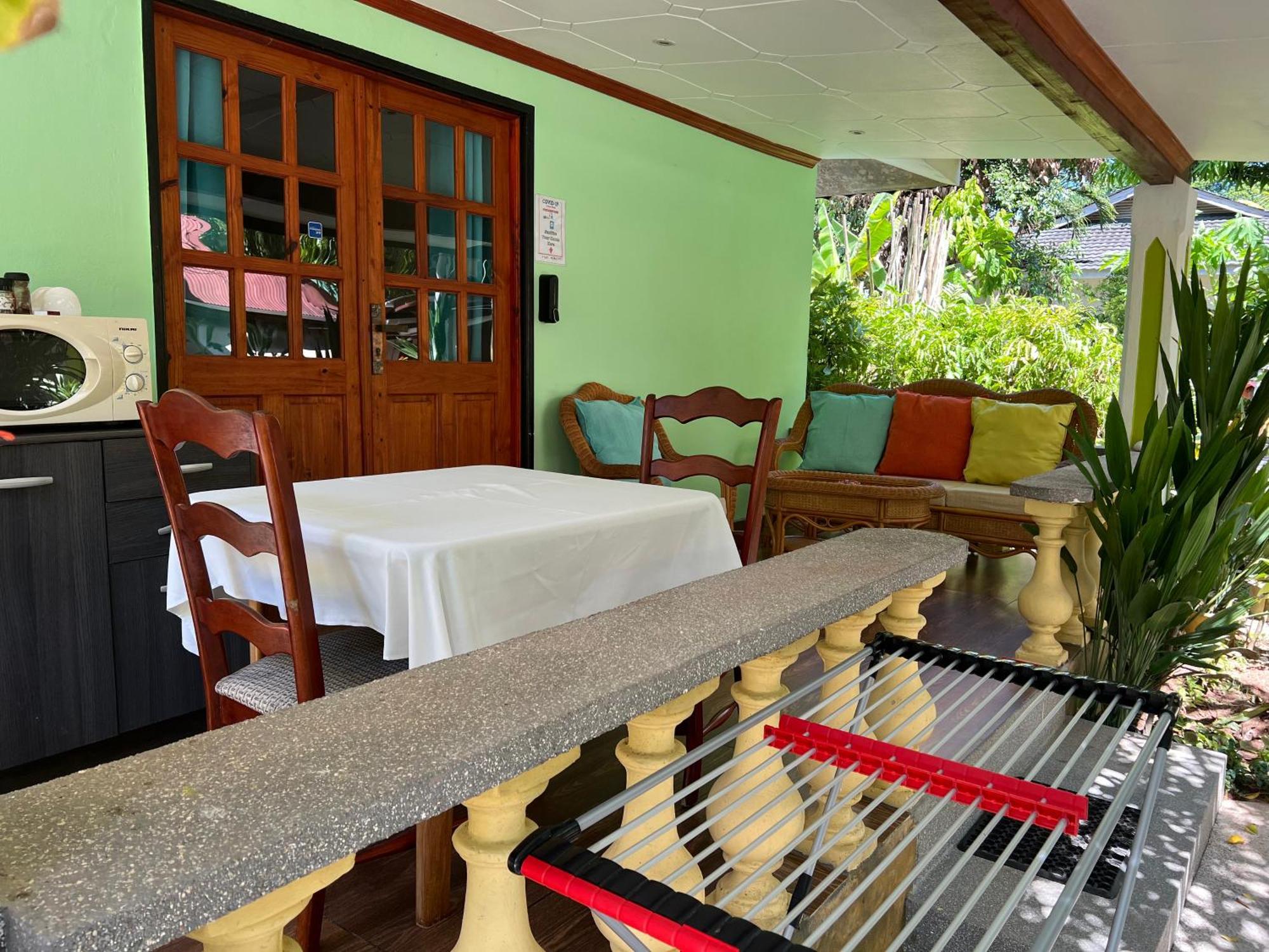 Chloe'S Cottage Self-Catering La Digue Eksteriør billede
