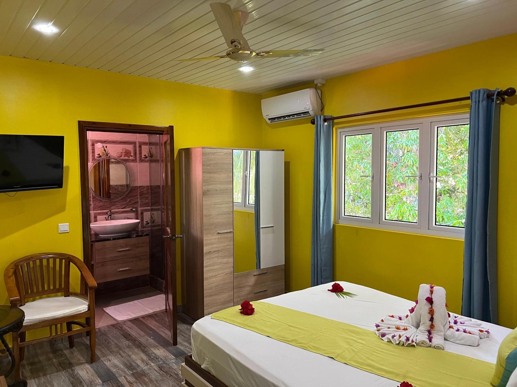 Chloe'S Cottage Self-Catering La Digue Eksteriør billede